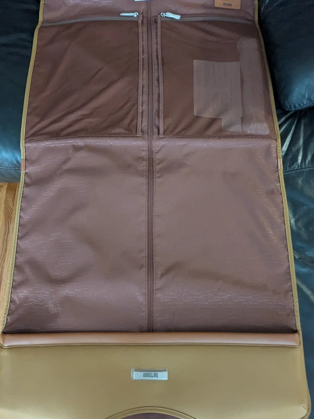Hartmann Metropolitan 2 Garment Sleeve Color Safari Light Weight Bag NWT